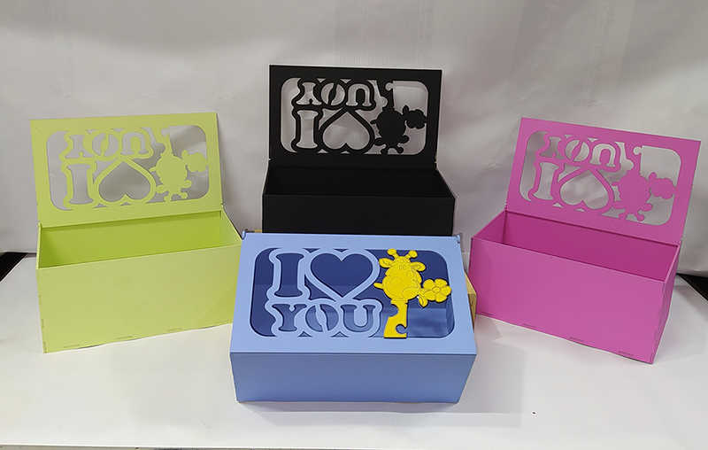 caja troquelada i love you