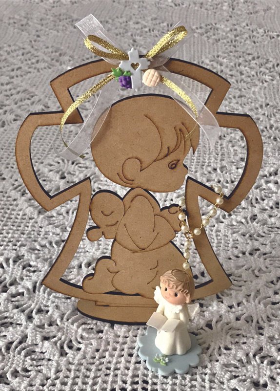 recuerdo niño rezando