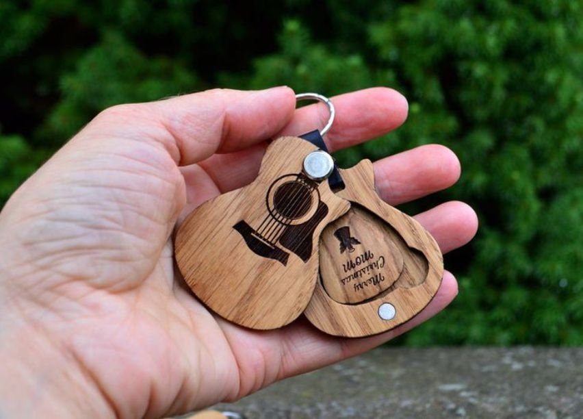 caja para plumas de guitarra