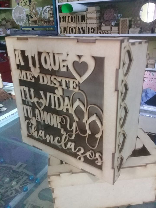 caja chanclas