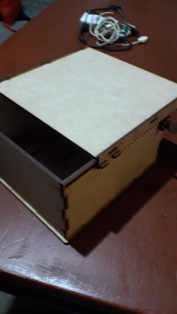 caja de tapa deslizable