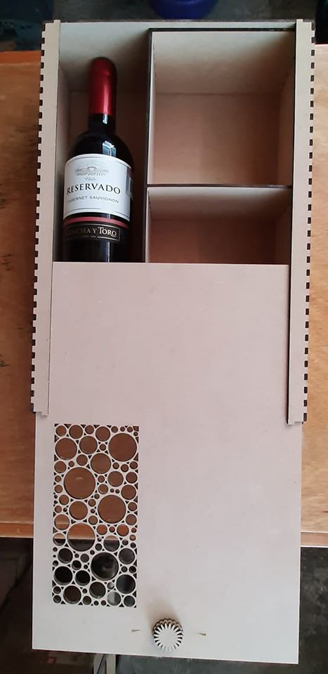 caja para vino con divisiones