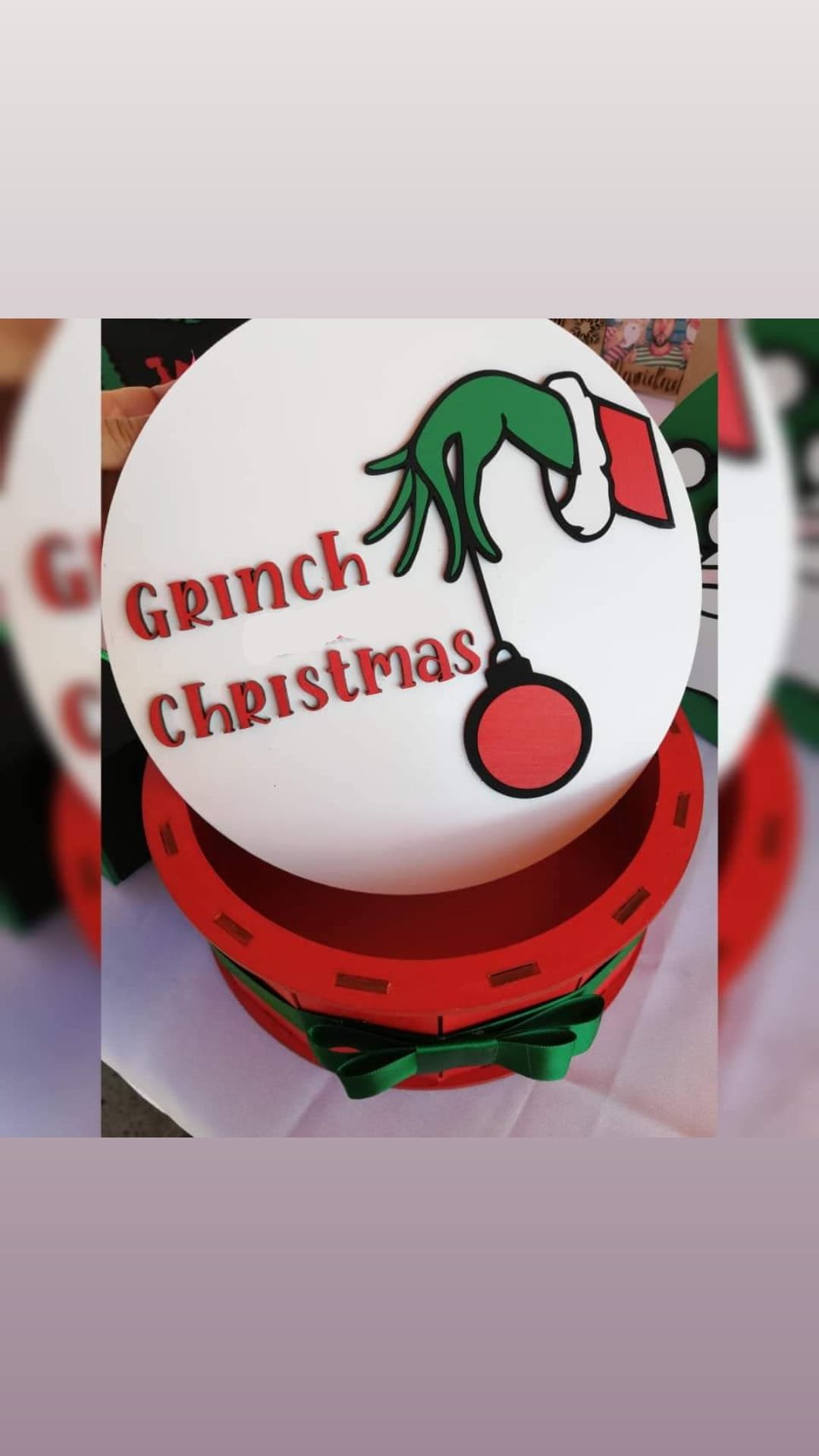 caja redonda navideña