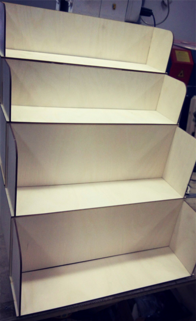 exhibidor de 4 niveles