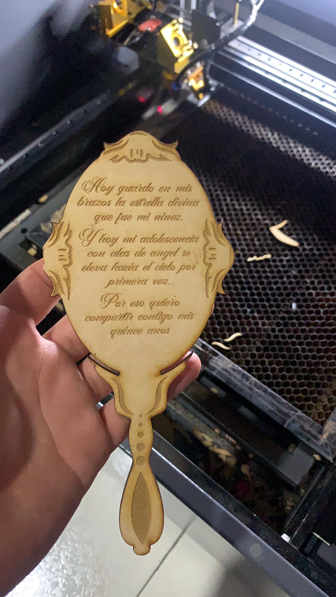 invitación espejo de mano