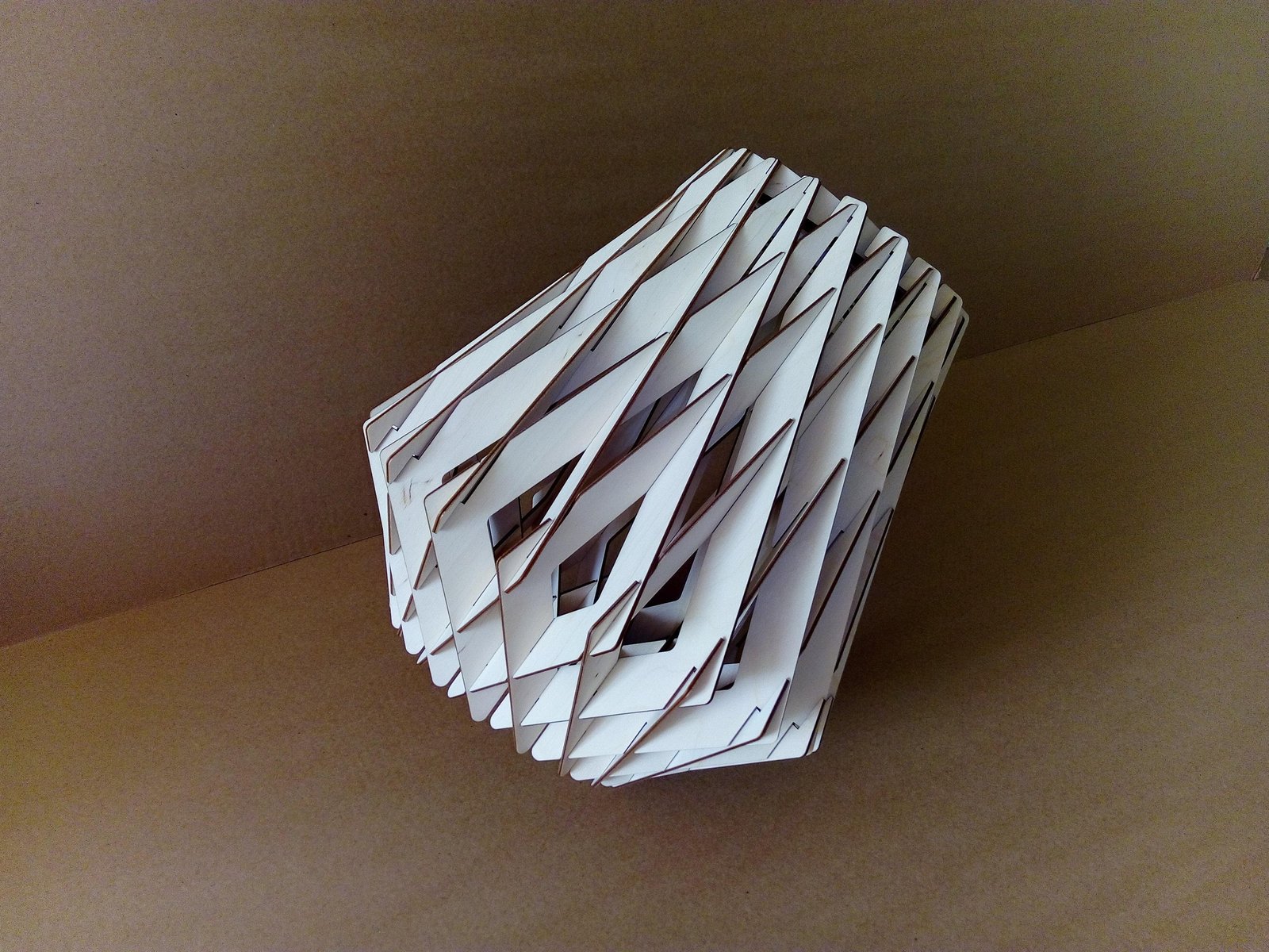 lámpara de techo tejida