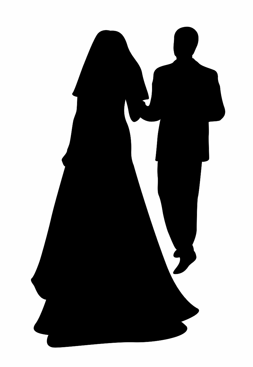 novios caminando al altar