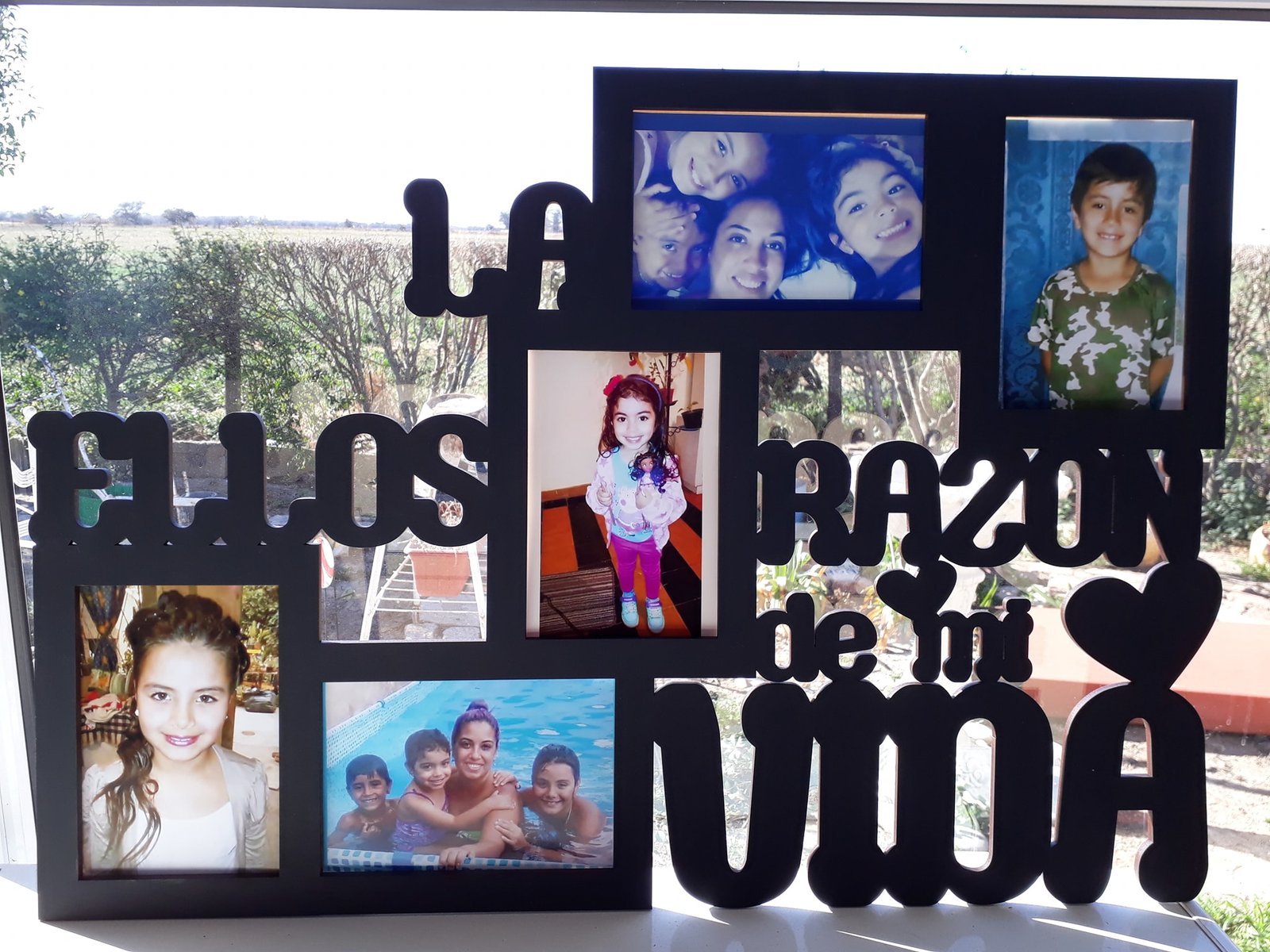 portarretrato para 5 fotos