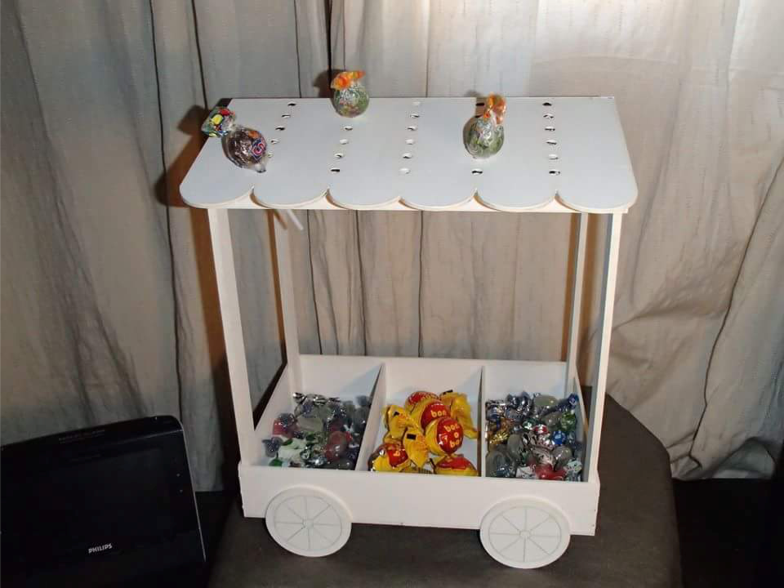 carrito de dulces con divisiones